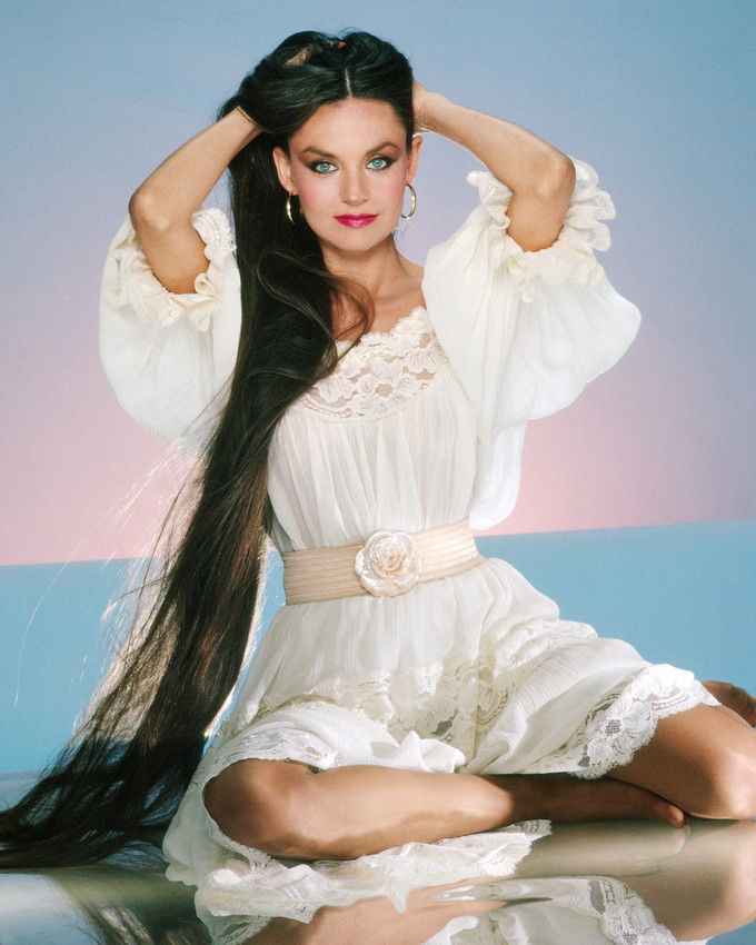 Crystal Gayle - Talking In Your Sleep 
